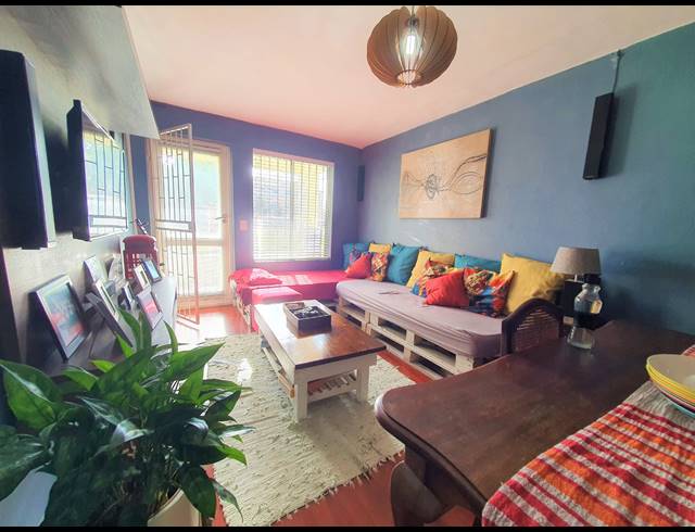 3 BEDROOM APARTMENT FOR SALE IN CHURCHILL ESTATE
